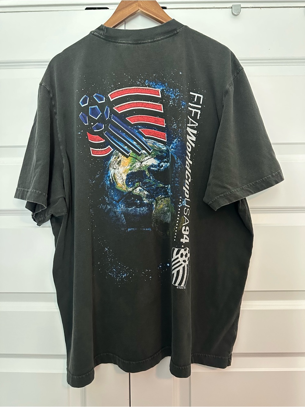 FIFA World Cup USA '94 Black Graphic Tee A&F Vintage Style Soft & stretchy